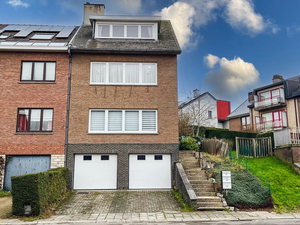 Appartementsgebouw te koop in Eigenbrakel