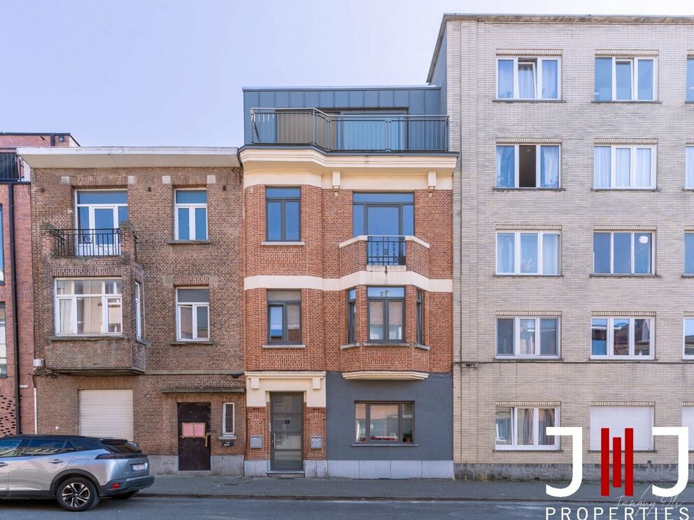 Penthouse for sale in Etterbeek